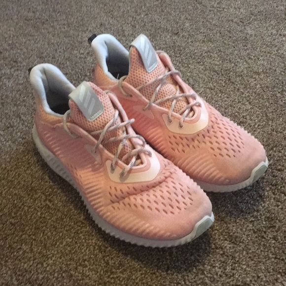 adidas Shoes - Adidas Alphabounce